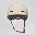 Load and play video in Gallery viewer, RAMPAGE skater bicycle helmet - Belle
